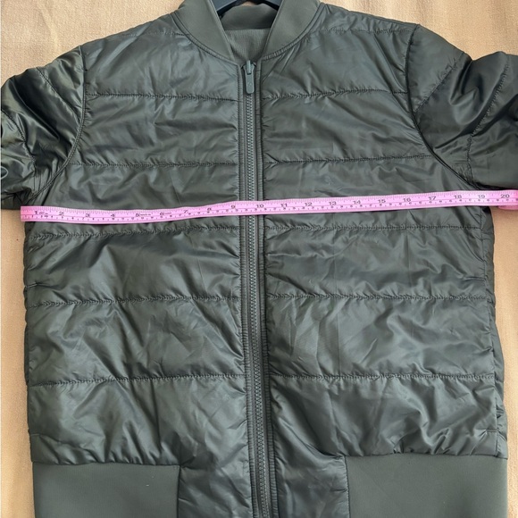 Lululemon Nonstop Bomber *Reversible - Dark Olive size 6 - Picture 6 of 6